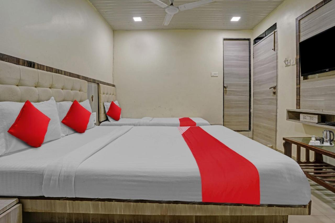 Pop 81030D Hotel Crystal Park Jogeshwari Mumbai Ngoại thất bức ảnh