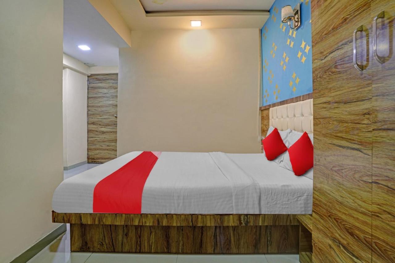 Pop 81030D Hotel Crystal Park Jogeshwari Mumbai Ngoại thất bức ảnh